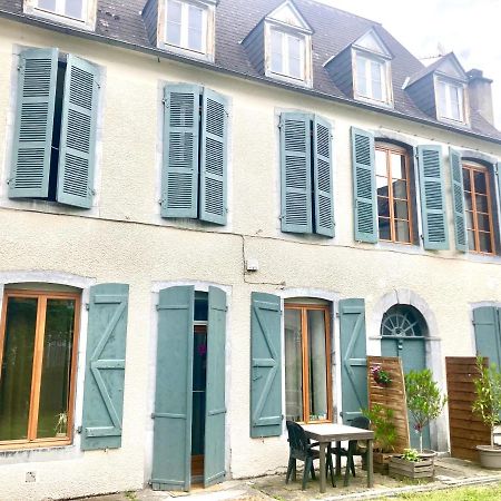 Une Maison De Famille Oloron-Sainte-Marie Exterior foto