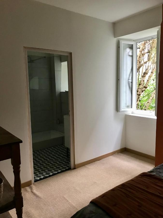 Une Maison De Famille Oloron-Sainte-Marie Exterior foto