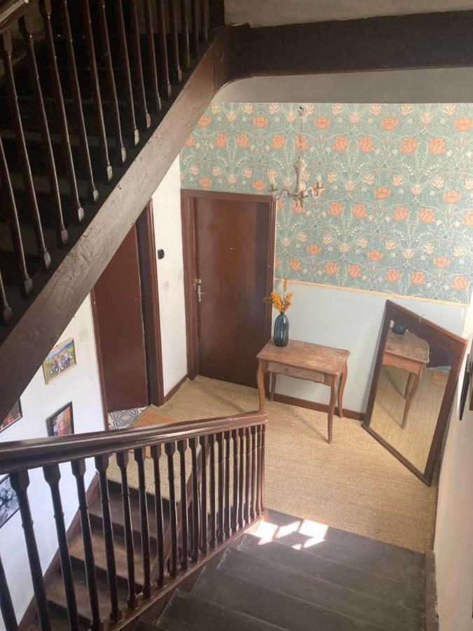 Une Maison De Famille Oloron-Sainte-Marie Exterior foto